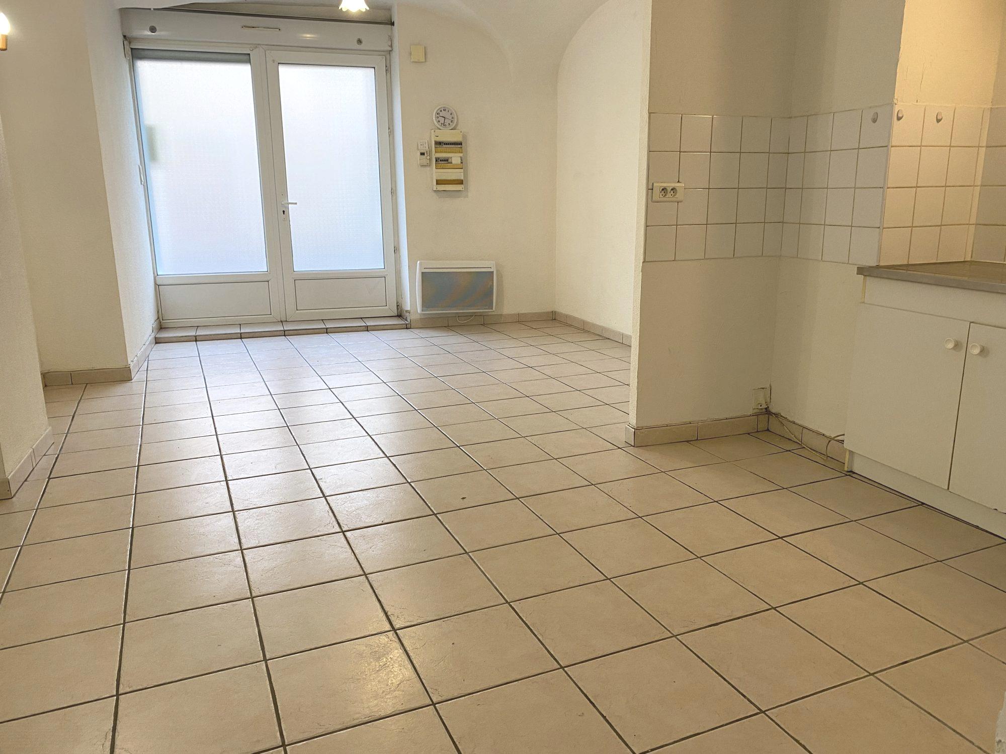 Location annuelle Appartement AUBENAS 07200 Ardche FRANCE