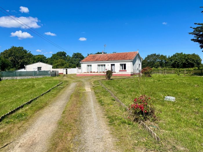 Vente Maison/Villa BOIS-DE-CENE 85710 Vende FRANCE