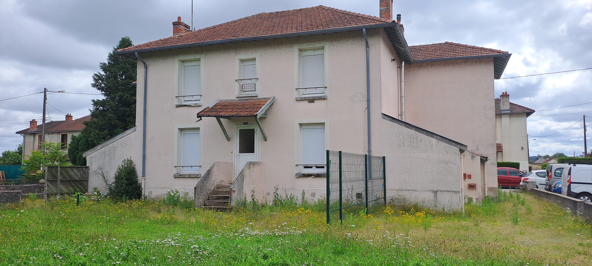 Vente Immeuble GUEUGNON 71130 Sane et Loire FRANCE