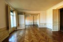 Appartement   182 m² 5 pièces