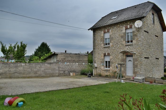 Maison à vendre, 4 pièces - Brive-la-Gaillarde 19100