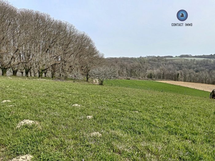 Terrain constructible à vendre, 3720 m² - Allassac 19240