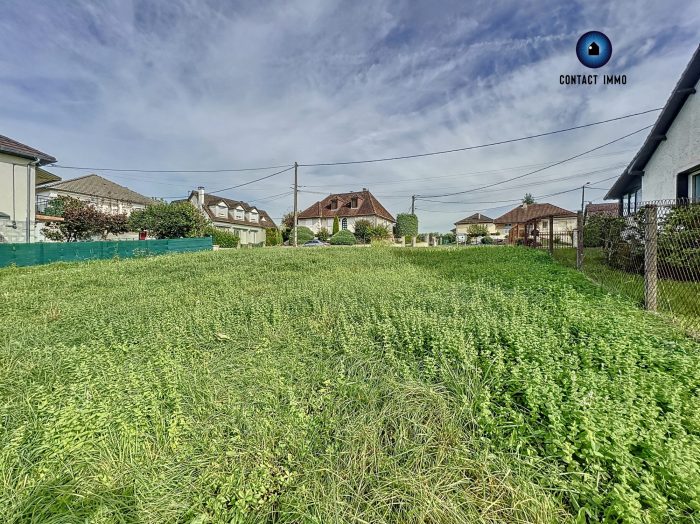 Terrain constructible à vendre, 450 m² - Saint-Pantaléon-de-Larche 19600