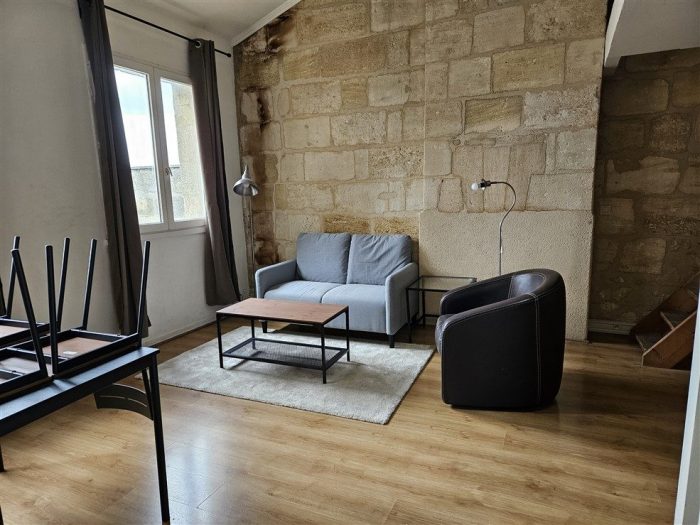 Location annuelle Appartement BORDEAUX 33300 Gironde FRANCE