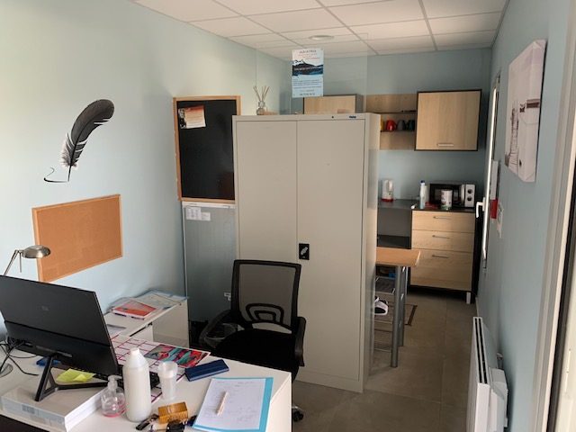 Local professionnel à vendre, 160 m² - Saint-Symphorien 33113