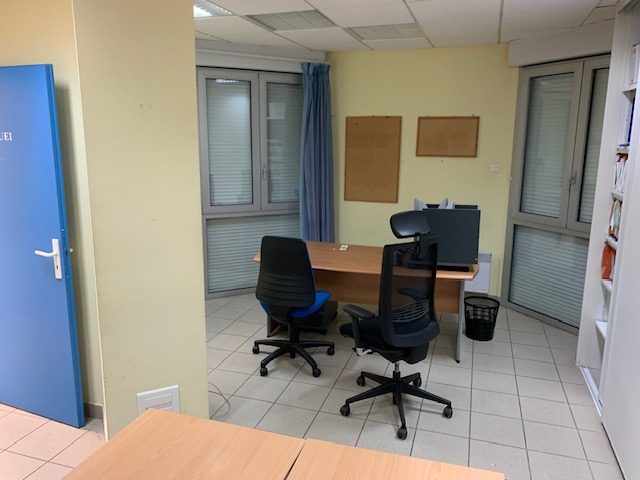 Bureau à vendre, 70 m² - Camblanes-et-Meynac 33360