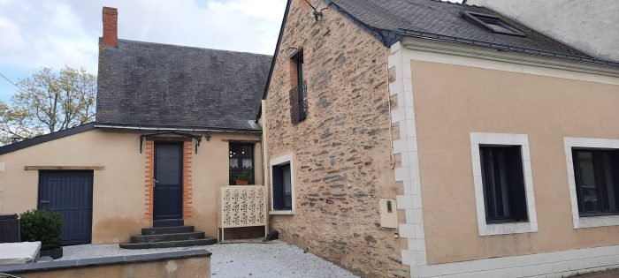 Maison ancienne à vendre, 5 pièces - Le Lion-d'Angers 49220