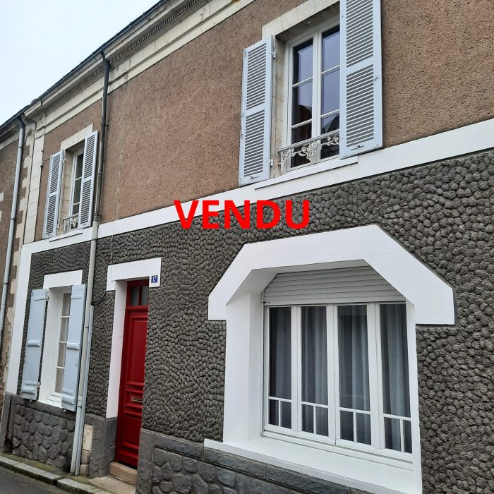 Maison ancienne à vendre, 6 pièces - Mauges-sur-Loire 49570