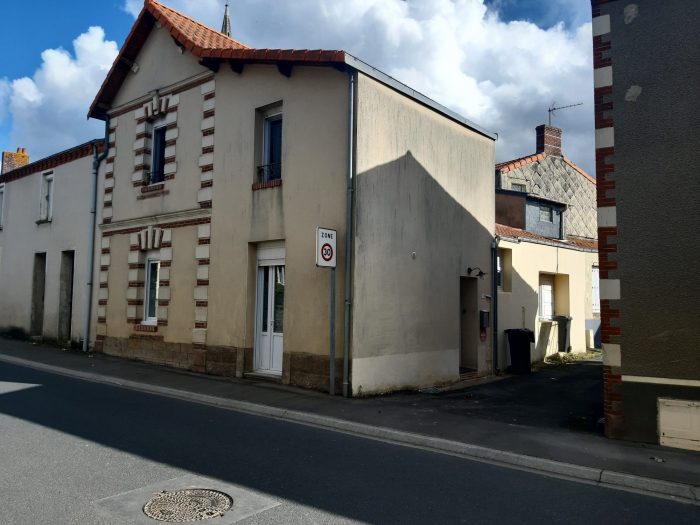 Maison ancienne à vendre, 3 pièces - Saint-Quentin-en-Mauges 49110