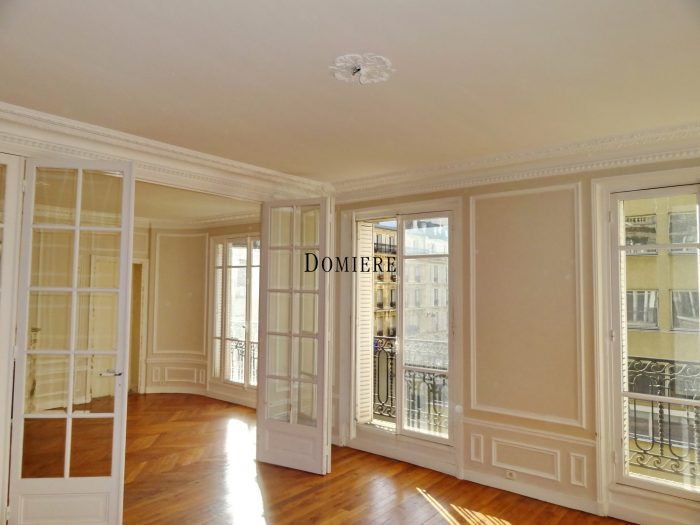 Appartement à louer, 5 pièces - Paris 75017