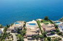 Villa en première ligne de mer avec une vue spectaculaire, avec une piscine à débordement et jacuzzi, récemment rénovée, dans le quartier résidentiel de Palmeras à la Cumbre del sol, une vue spectaculaire sur la mer de toute la villa.