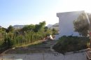 Magnificent modern villa 1.5 km from the beaches of Calpe, south orientation. Built on two levels.