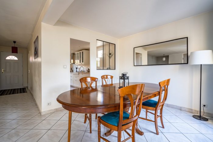 Maison individuelle à vendre, 8 pièces - Marolles-en-Brie 94440