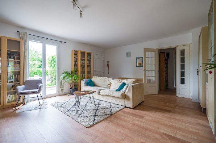 Maison individuelle à vendre, 8 pièces - Marolles-en-Brie 94440