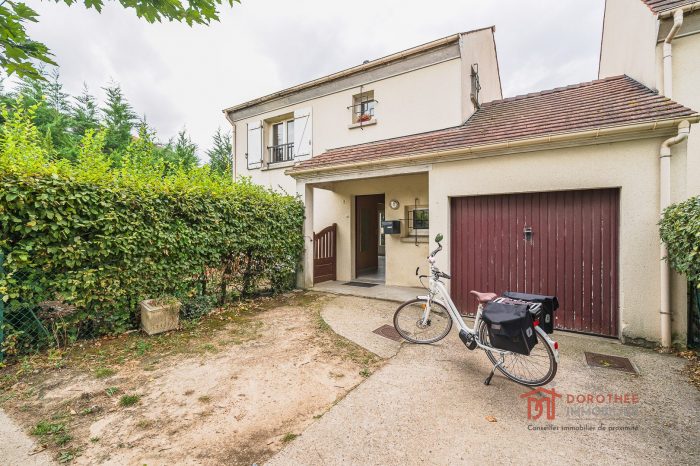 Maison mitoyenne 1 côté à vendre, 4 pièces - Marolles-en-Brie 94440