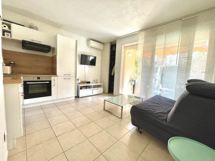 Appartement à louer, 1 pièce - Menton 06500