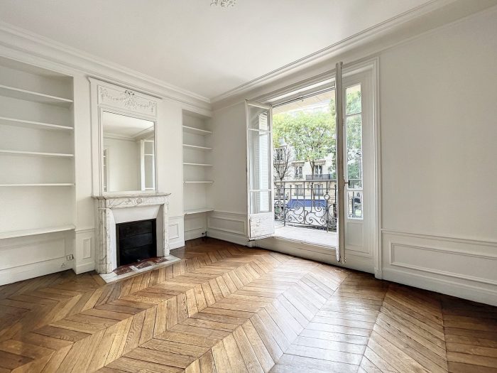 Appartement à louer, 3 pièces - Paris 75018