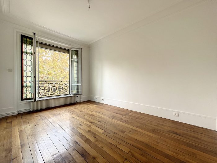Appartement à vendre, 3 pièces - Paris 75018