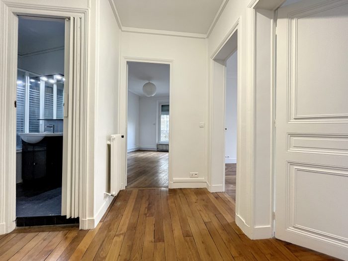 Appartement à vendre, 3 pièces - Paris 75018