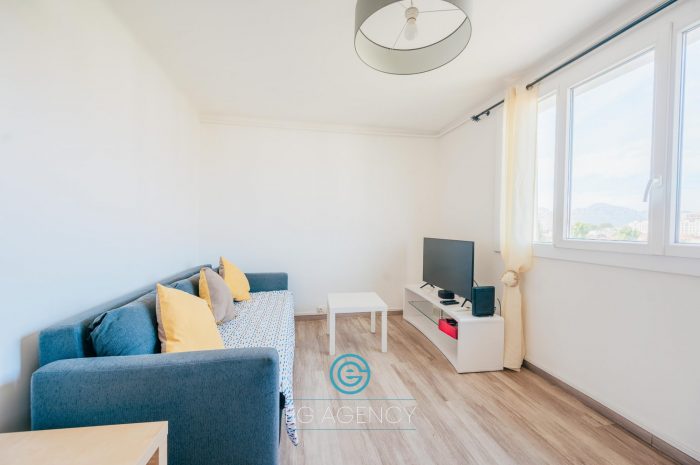 Photo Appartement T3 de 52m2 avec exterieur image 13/19