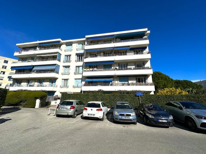 Vente Appartement NICE 06200 Alpes Maritimes FRANCE