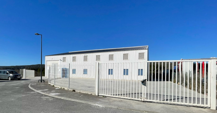 Local professionnel à louer, 660 m² - Narbonne 11100
