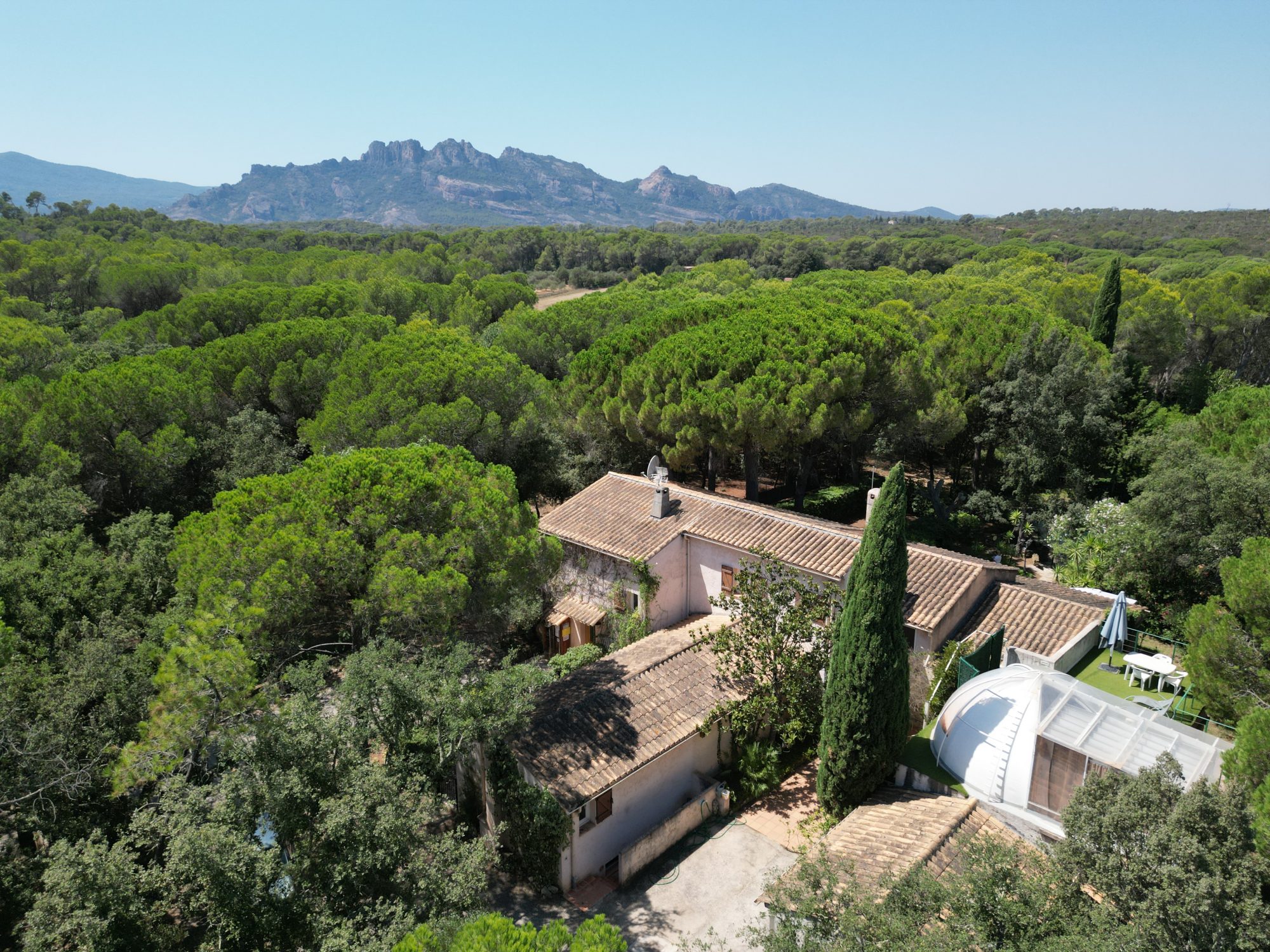 Vente Maison/Villa ROQUEBRUNE-SUR-ARGENS 83370 Var FRANCE