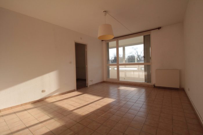 Appartement à vendre, 3 pièces - Margny-lès-Compiègne 60280