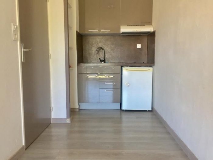 Studio à vendre, 1 pièce - Arès 33740