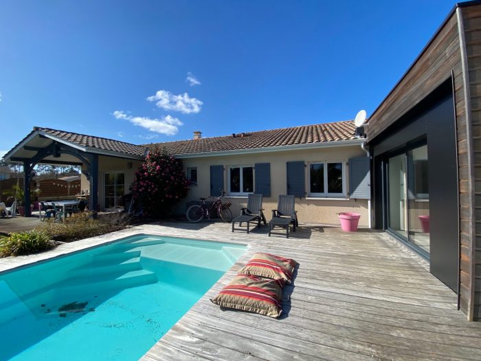 Villa à vendre, 6 pièces - Arès 33740