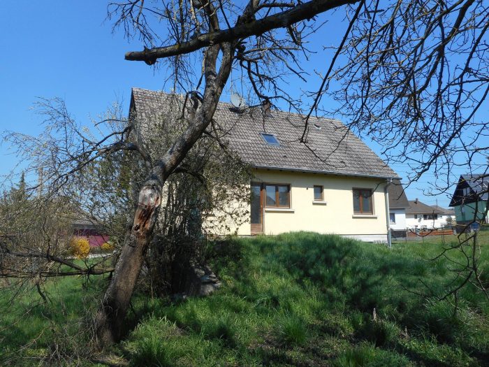 Maison traditionnelle à vendre, 7 pièces - Diemeringen 67430