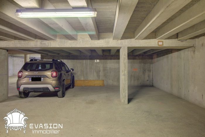 Vente Garage/Parking ARACHES-LA-FRASSE 74300 Haute Savoie FRANCE