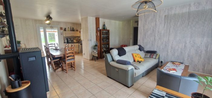 Maison traditionnelle à vendre, 8 pièces - Mont-près-Chambord 41250