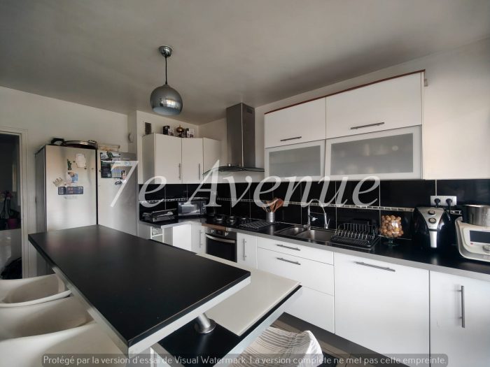 Appartement à vendre, 5 pièces - Cenon 33150