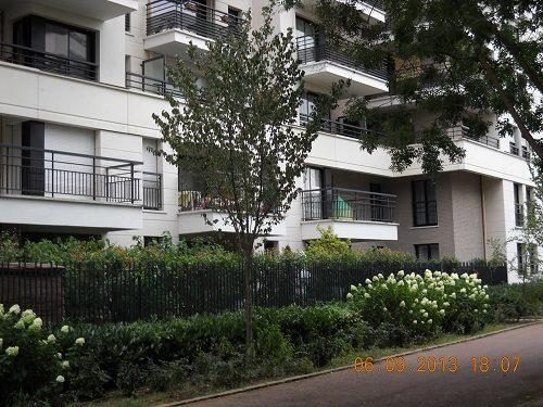 Location annuelle Appartement ISSY-LES-MOULINEAUX 92130 Hauts de Seine FRANCE