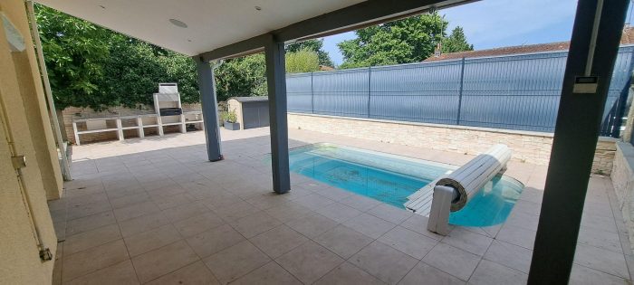 Maison mitoyenne 1 côté à vendre, 5 pièces - Rieumes 31370