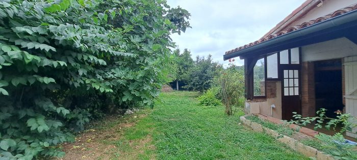 Maison mitoyenne 1 côté à vendre, 5 pièces - Rieumes 31370