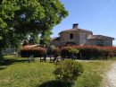  Property <b class='safer_land_value'>13 ha 32 a 13 ca</b> Charente-Maritime 