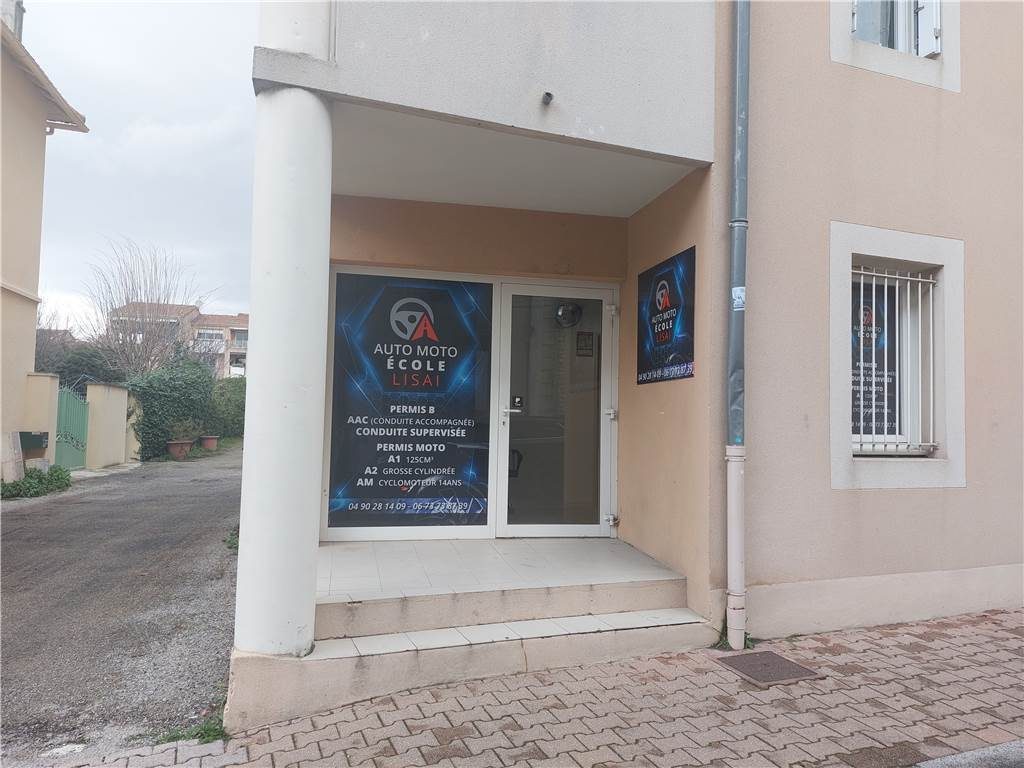 Location annuelle Bureau/Local VAISON-LA-ROMAINE 84110 Vaucluse FRANCE