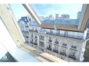 Quartier St-Germain paris 6e (métro Odéon - ligne 4 et 10)Situé au 6e et dernier étage d'un immeuble Haussmannien avec gardien. Entrée par la rue Serpente. Studette lumineuse entièrement refaite à neuf. Exposition Sud-Est avec vue sur les toits de Pari