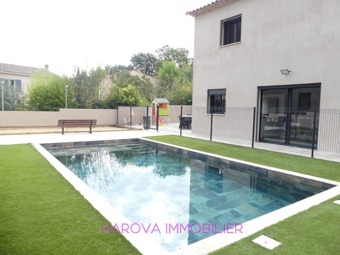 Photo Villa 115 m² sur parcelle de 490m² 13950 image 1/15