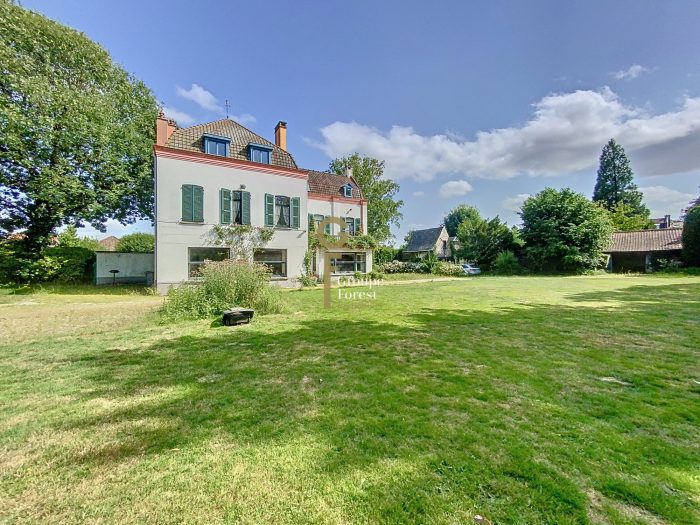 Maison individuelle à vendre, 15 pièces - Mouvaux 59420