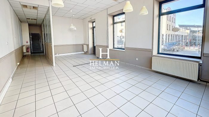 Commercial premises for rent, 54 m² - Saint-Omer 62500