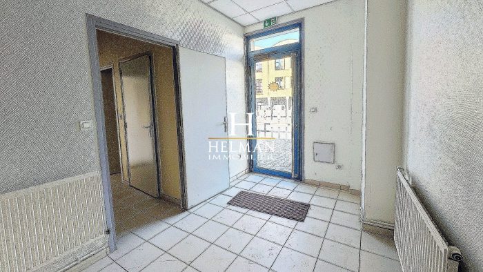 Office for rent, 67 m² - Saint-Omer 62500