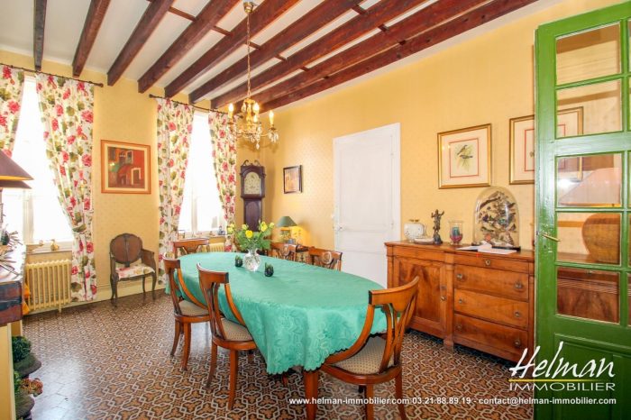 Manor for sale, 7 rooms - Fauquembergues 62560