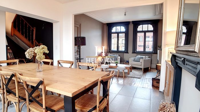 Bourgeois house for sale, 9 rooms - Saint-Omer 62500