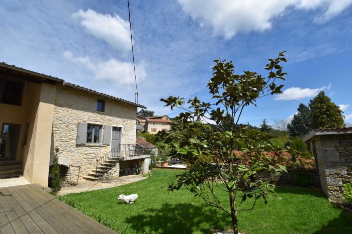 Maison ancienne à vendre, 7 pièces - Saint-Didier-au-Mont-d'Or 69370