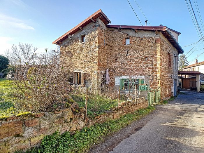 Maison ancienne à vendre, 4 pièces - Bourg-de-Thizy 69240