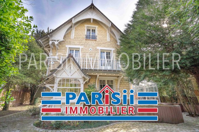Maison à vendre, 8 pièces - La Frette-sur-Seine 95530