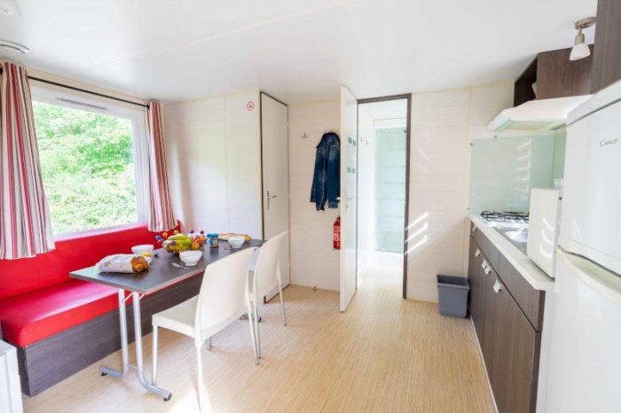 Photo Mobil-home 3 Chambres occasion sur camping ⭐⭐⭐⭐ - 15 900 € image 4/4